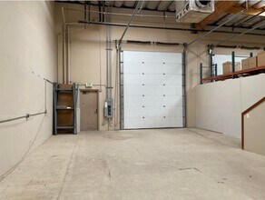 72088 North Shore St, Thousand Palms, CA for lease Interior Photo- Image 1 of 7