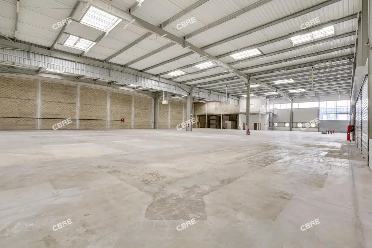 Flex in Trappes for lease Interior Photo- Image 1 of 13