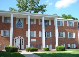 More details for 3225-3227 Holiday Dr, Lansing, MI - Multifamily for Sale