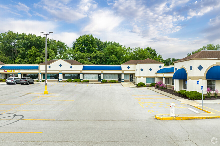 17601 E 40 Hwy, Independence, MO for lease - Building Photo - Image 1 of 10