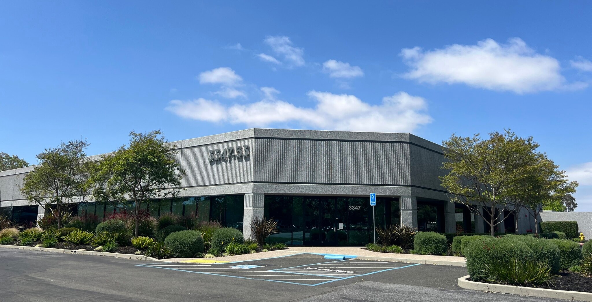 47221-47233 Fremont Blvd, Fremont, CA à louer Photo du bâtiment- Image 1 de 5