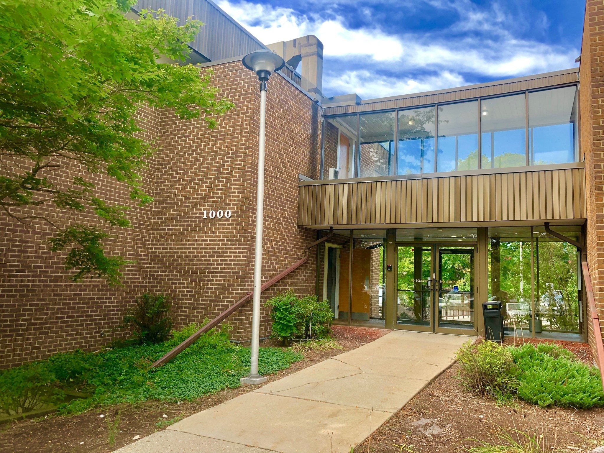 1000 Long Blvd, Lansing, MI for lease Building Photo- Image 1 of 11