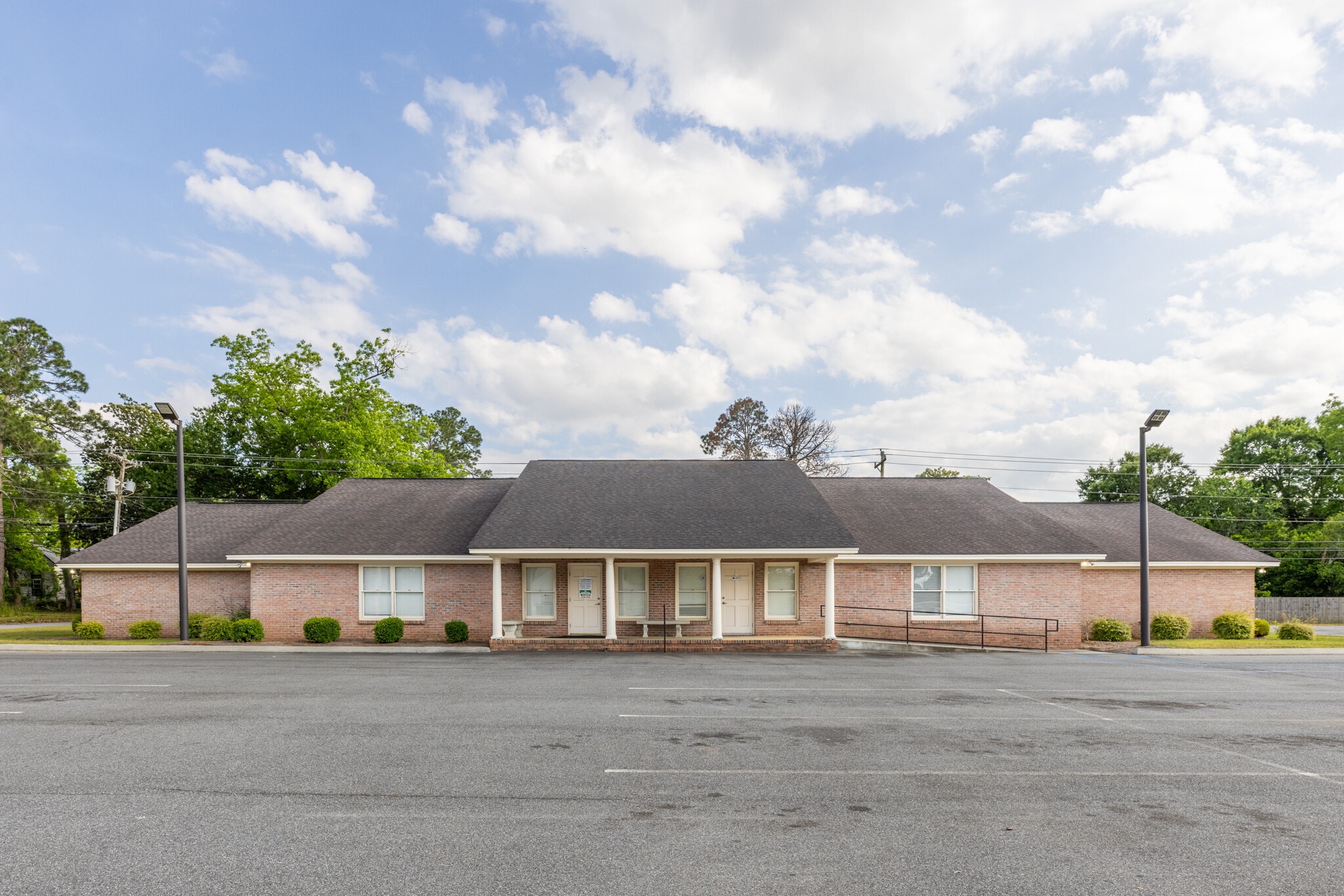 412 E 4th Ave, Cordele, GA for sale Primary Photo- Image 1 of 35