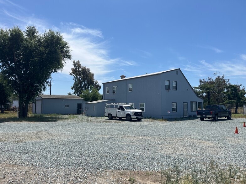 922 Simmerhorn Rd, Galt, CA for sale - Primary Photo - Image 1 of 2