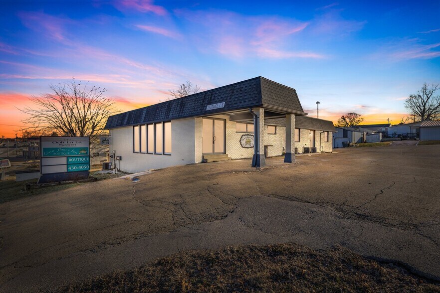 1421 E Main St, Park Hills, MO à vendre - Photo du bâtiment - Image 2 de 23