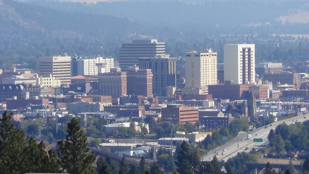 4611 W Sunset Hwy, Spokane, WA à vendre - Photo du bâtiment - Image 2 de 3