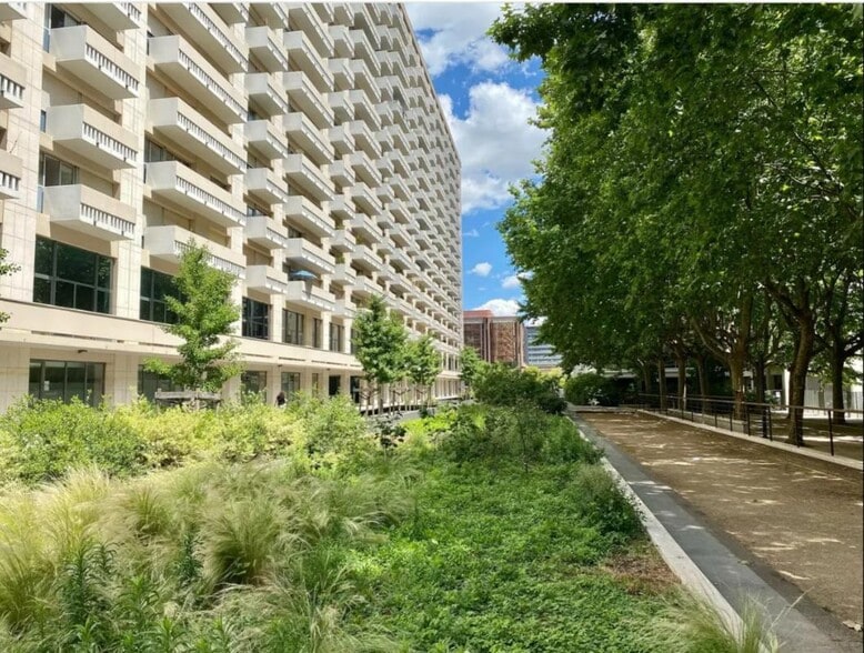 10 Rue Des Cuirassiers, Lyon for lease - Building Photo - Image 2 of 10
