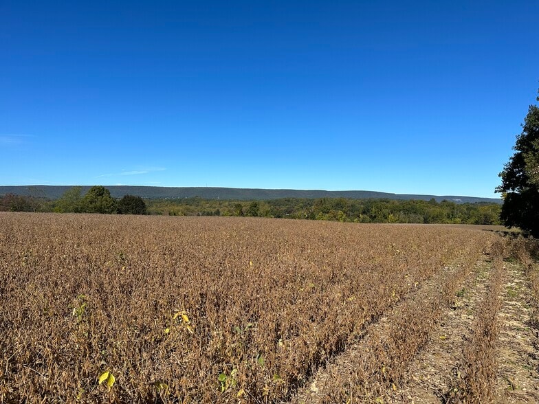 1476 Flicksville Rd, Bangor, PA for sale - Building Photo - Image 3 of 5