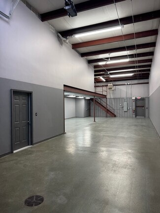 More details for 10117-10121 S Mandel St, Plainfield, IL - Industrial for Lease