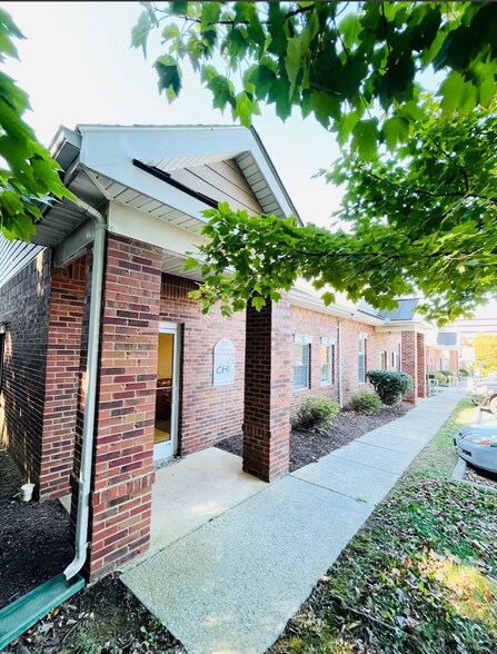 172 Linden Dr, Winchester, VA à vendre - Photo du bâtiment - Image 2 de 53