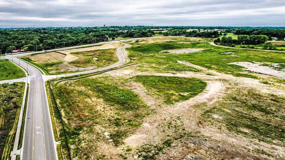 9700 Leavenworth Rd, Kansas City, KS à louer - Photo du bâtiment - Image 2 de 14