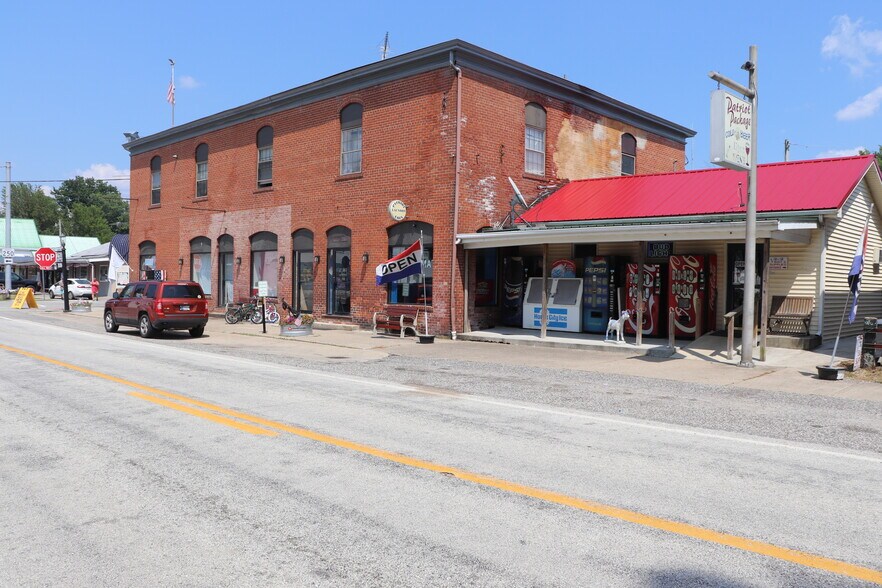2788 Main St, Patriot, IN à vendre - Photo du bâtiment - Image 2 de 17