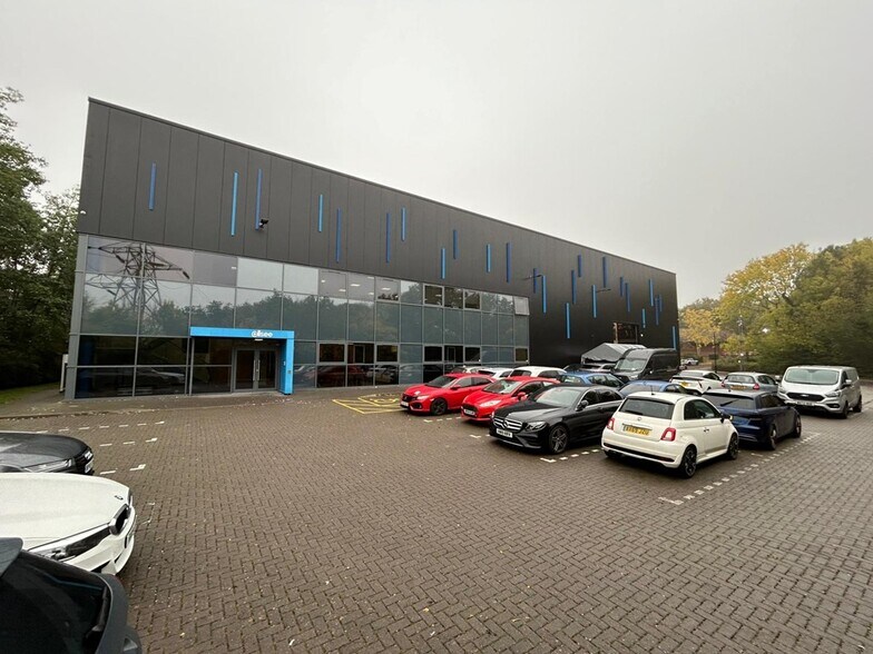 38 Kettles Wood Dr, Birmingham à louer - Photo du bâtiment - Image 3 de 8