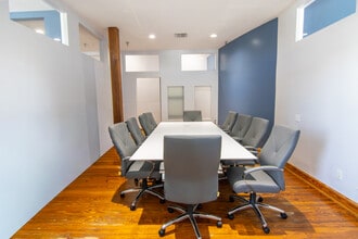 290 9th St N, Saint Petersburg, FL for lease Interior Photo- Image 1 of 12