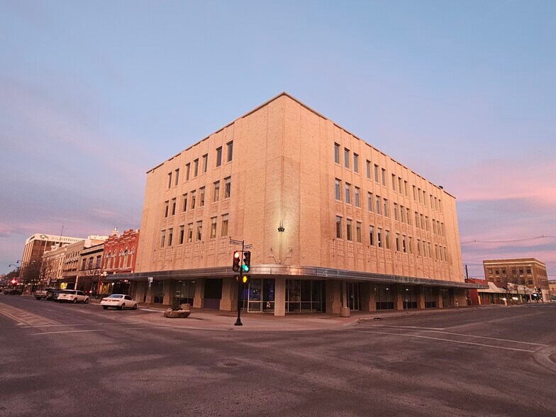 321 Central Ave, Great Falls, MT à louer - Photo du bâtiment - Image 2 de 121