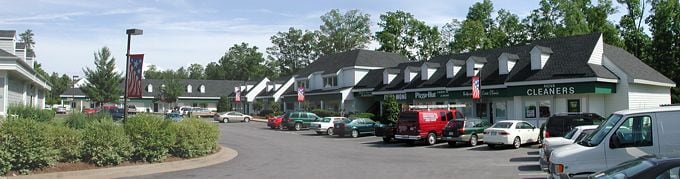 13601-13621 Genito Rd, Midlothian, VA for lease - Building Photo - Image 1 of 7