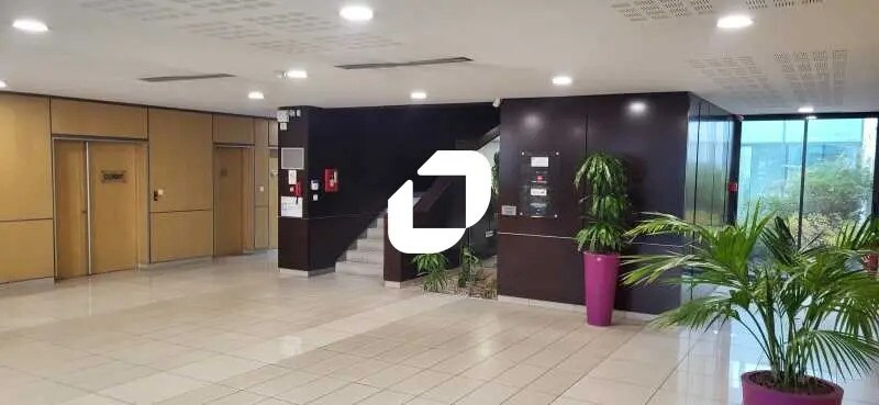 Bureau dans Mérignac à louer - Photo du bâtiment - Image 2 de 39