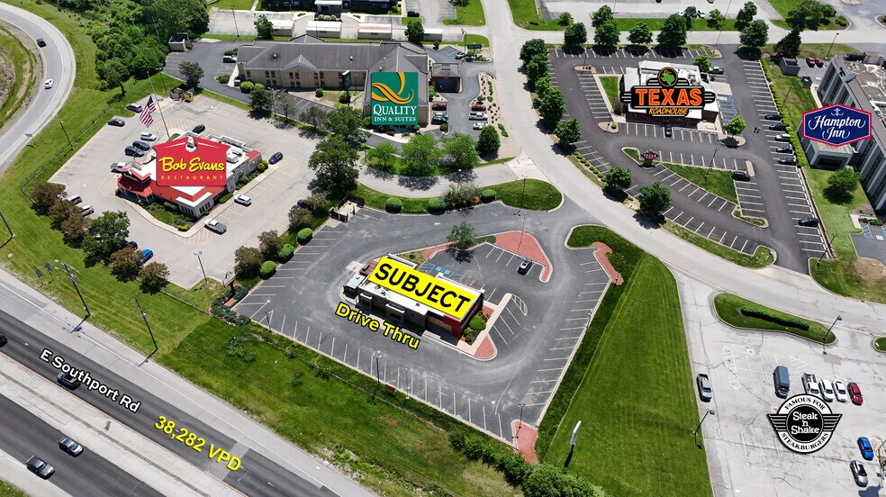 4322 E Southport Rd, Indianapolis, IN à louer - Photo du bâtiment - Image 2 de 5