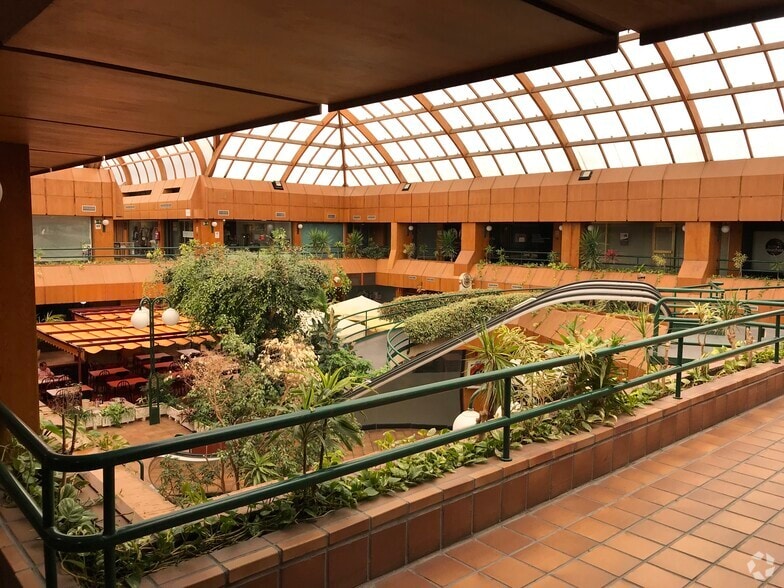 Carretera Majadahonda, 2600, Pozuelo de Alarcón, Madrid for lease - Building Photo - Image 2 of 5