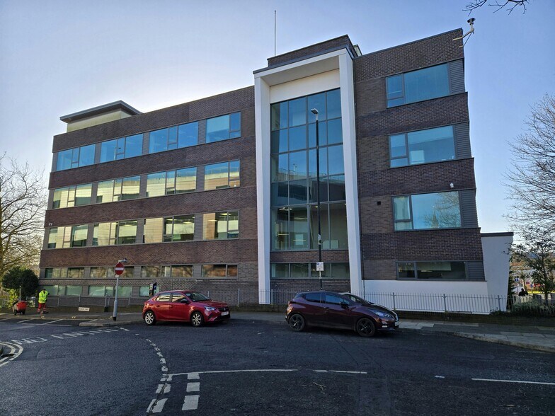 Beaumont St, Darlington à louer - Photo du bâtiment - Image 2 de 9