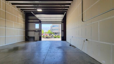1471 W 1250 S, Orem, UT for lease Interior Photo- Image 2 of 10