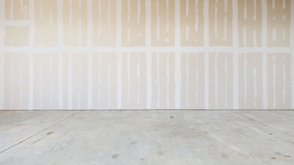 Aubrey Industrial Park portefeuille de 4 propriétés à vendre sur LoopNet.ca - Numérisation 3D de Matterport - Image 3 de 5