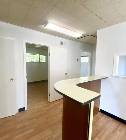 51 Renato Ct, Redwood City, CA for lease - Interior Photo - Image 3 of 7