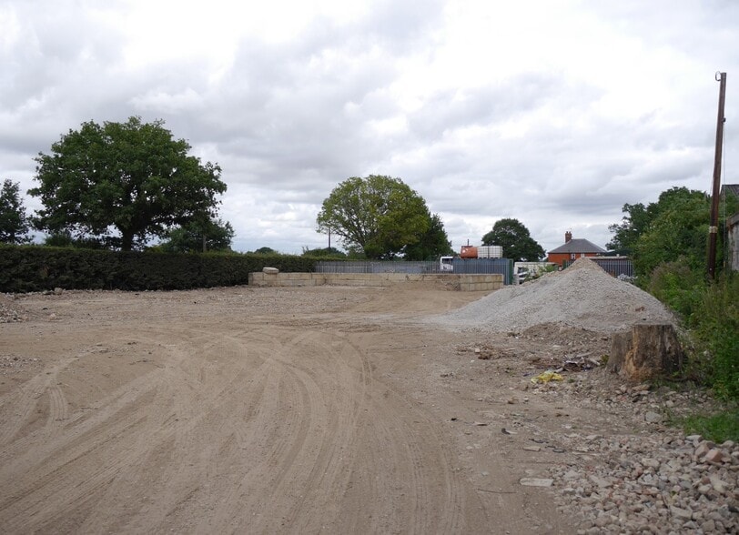 Croydon Barn Ln, South Godstone for lease - Primary Photo - Image 1 of 1