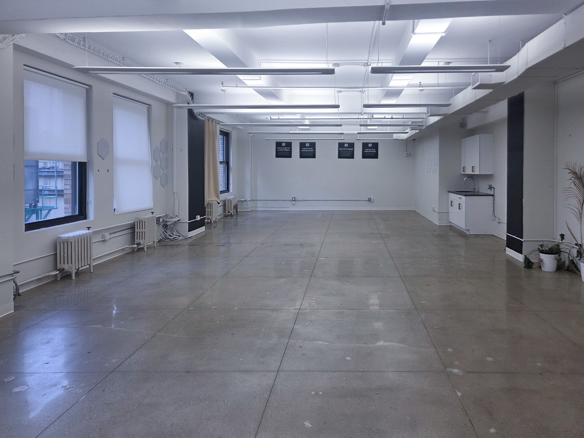 225 Broadway, New York, NY for lease Interior Photo- Image 1 of 5