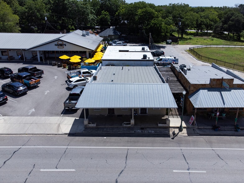 445 Main st, Boerne, TX for lease - Primary Photo - Image 2 of 49