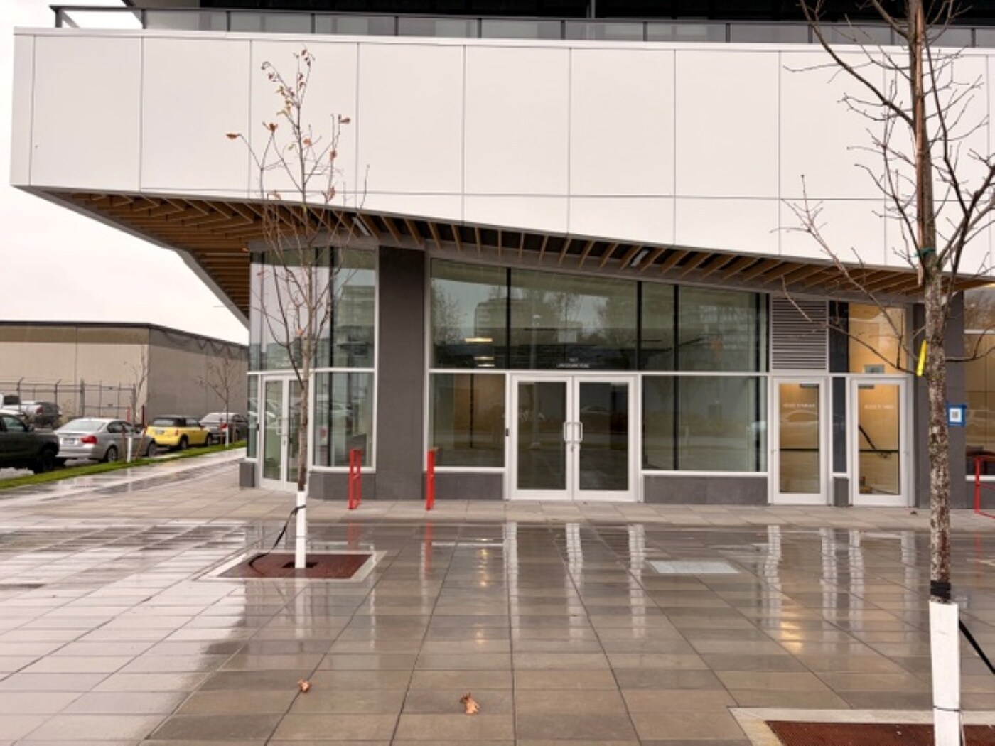 7977 Lansdowne Rd, Richmond, BC for lease Building Photo- Image 1 of 7