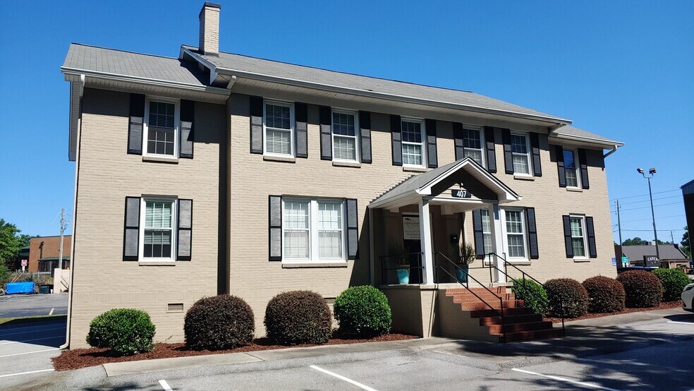 407 W Main St, Lexington, SC for lease - Building Photo - Image 1 of 24