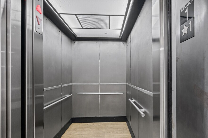 960 W 41st St, Miami Beach, FL à louer - Photo du bâtiment - Image 3 de 17