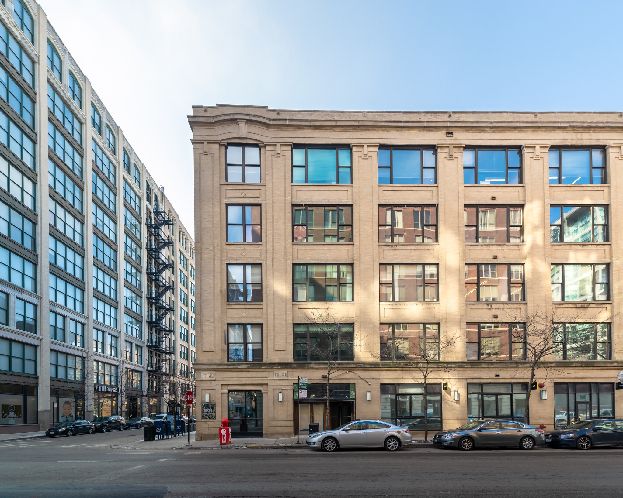 901 W Jackson Blvd, Chicago, IL for lease Building Photo- Image 1 of 7
