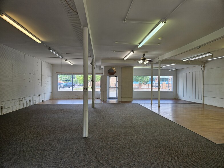 11934 Centre St, Chester, VA for lease - Building Photo - Image 3 of 6