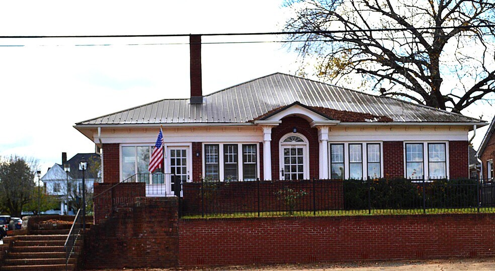121 W Center St, Lexington, NC à vendre - Photo du bâtiment - Image 1 de 23