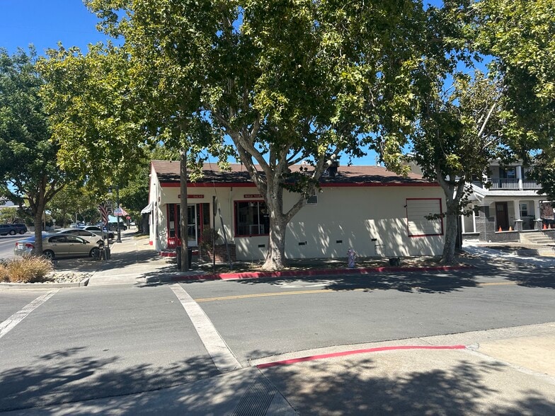 400 Main St, Rio Vista, CA for sale - Building Photo - Image 2 of 14