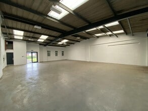 2-8 Westgarth Pl, East Kilbride for lease Interior Photo- Image 2 of 6