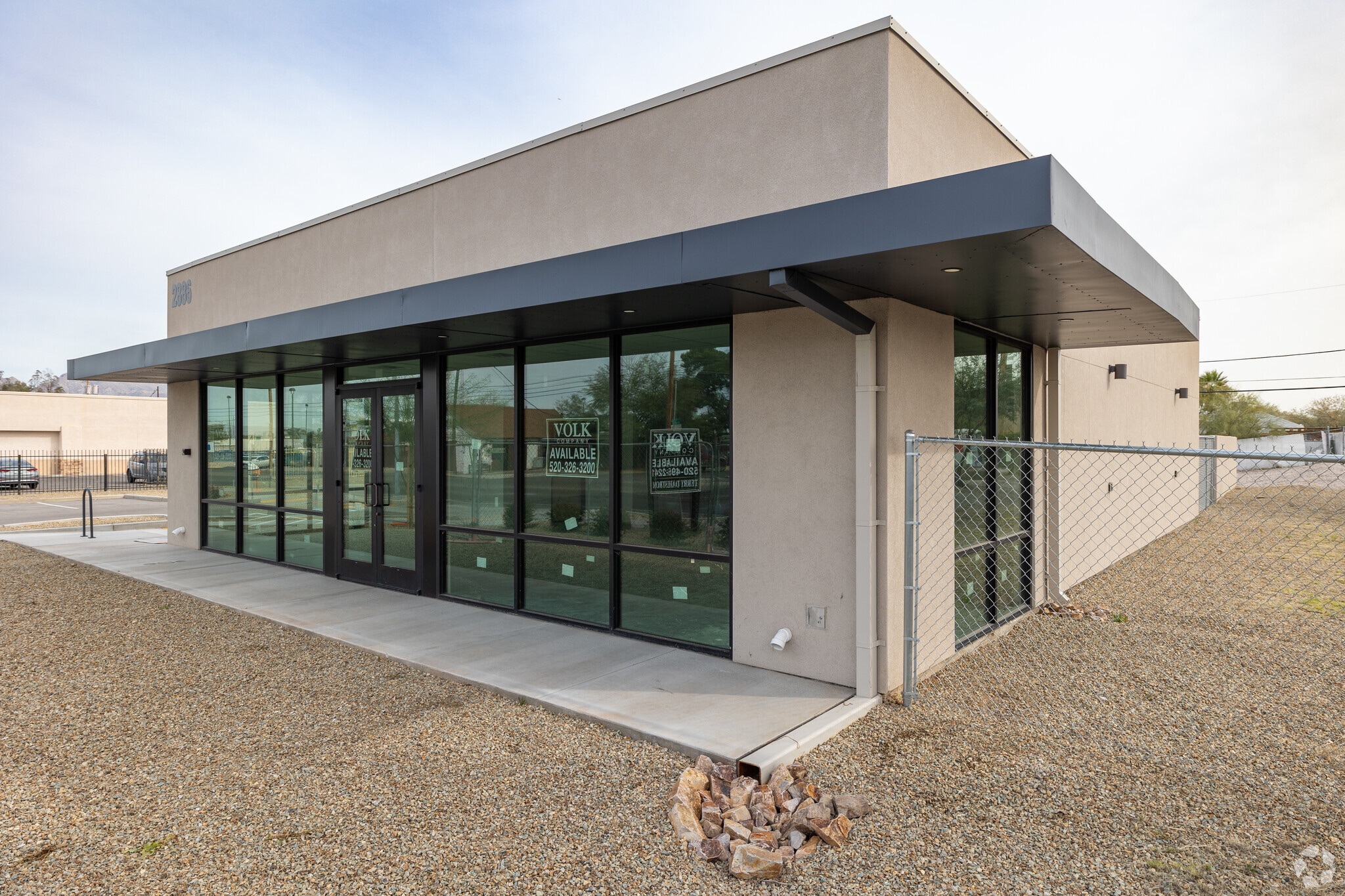 2886 N 1st Ave, Tucson, AZ for lease Primary Photo- Image 1 of 3