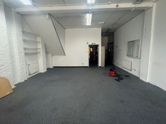 162 Holloway Rd, Londres à vendre - Photo du bâtiment - Image 3 de 9