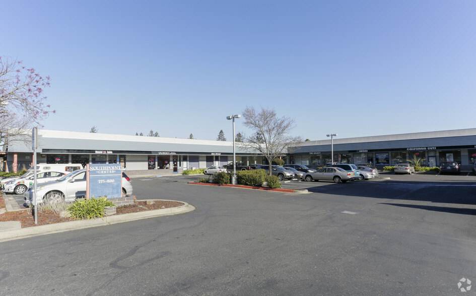 775-801 S Gravenstein Hwy, Sebastopol, CA for lease - Building Photo - Image 1 of 4