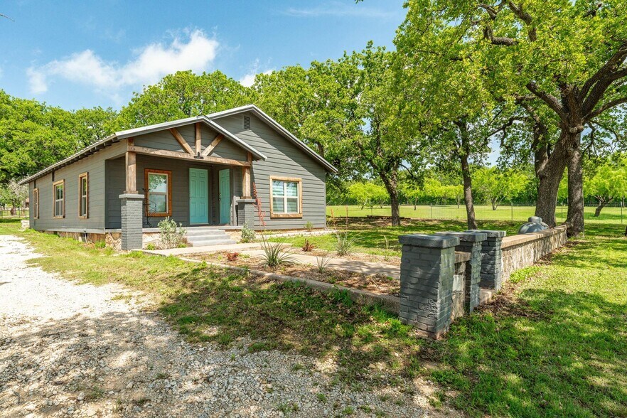 675 County Road 497, Dublin, TX à vendre - Photo du bâtiment - Image 2 de 39