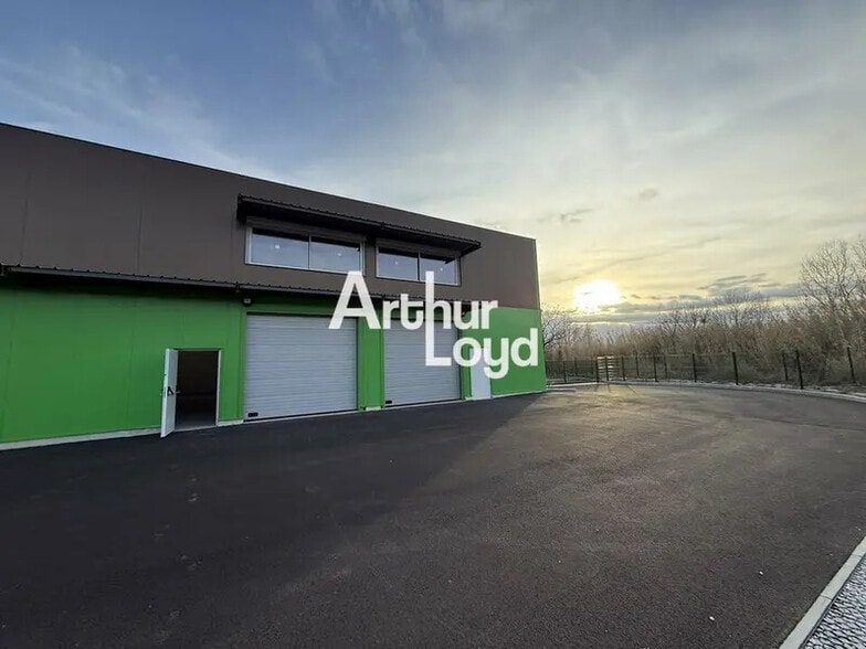 Flex in Les Arcs for lease - Building Photo - Image 3 of 5