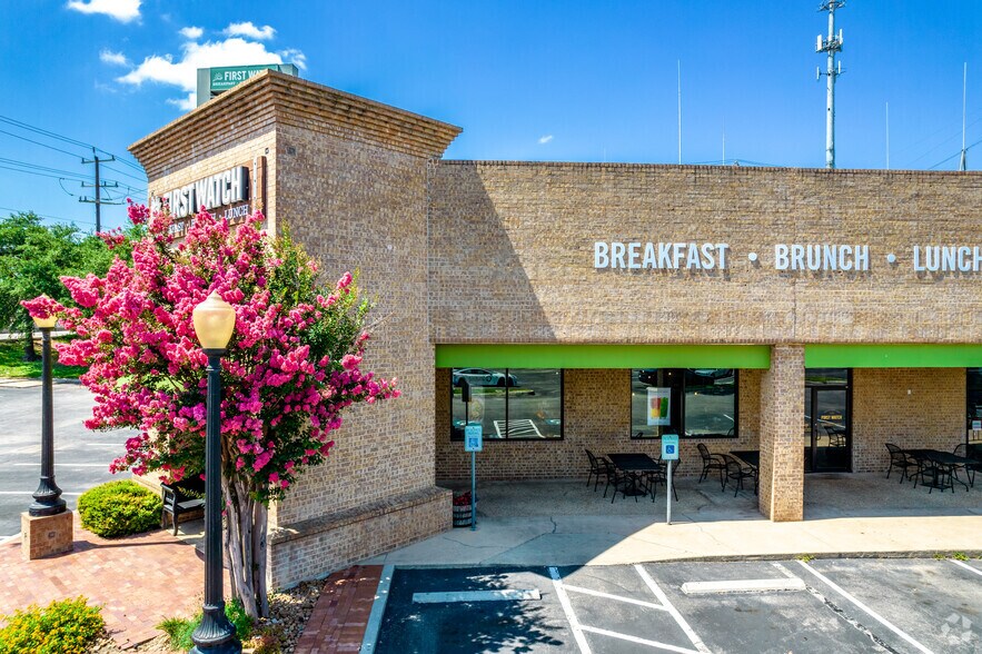 16602-16668 San Pedro Ave, San Antonio, TX à louer - Photo du bâtiment - Image 2 de 35