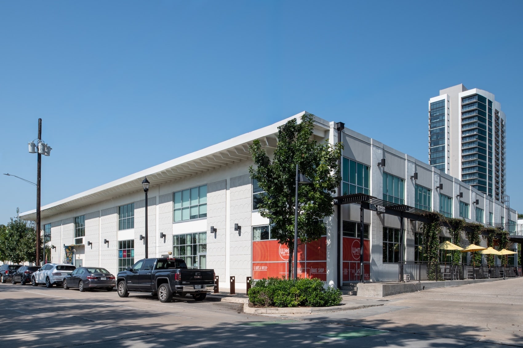 2808 Caroline St, Houston, TX for lease Building Photo- Image 1 of 45