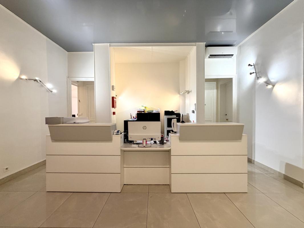 Bureau/Médical dans Marseille à louer Photo intérieure- Image 1 de 8
