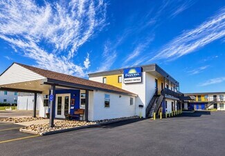 Plus de détails pour 109 16th St, Wheatland, WY - Services hôteliers à vendre