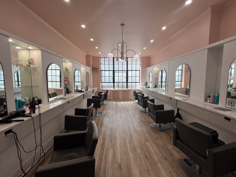 1804 Chestnut St, Philadelphia, PA for lease - Interior Photo - Image 1 of 6