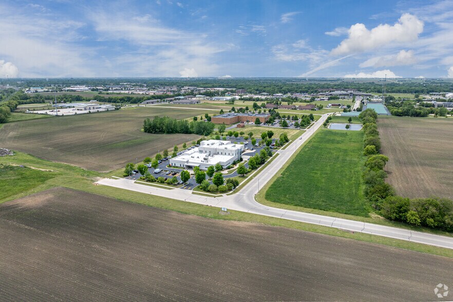 1630 Gateway Dr, Sycamore, IL à louer - Aérien - Image 3 de 4