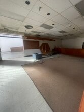 100 S Jefferson St, New Castle, PA for lease Interior Photo- Image 2 of 7